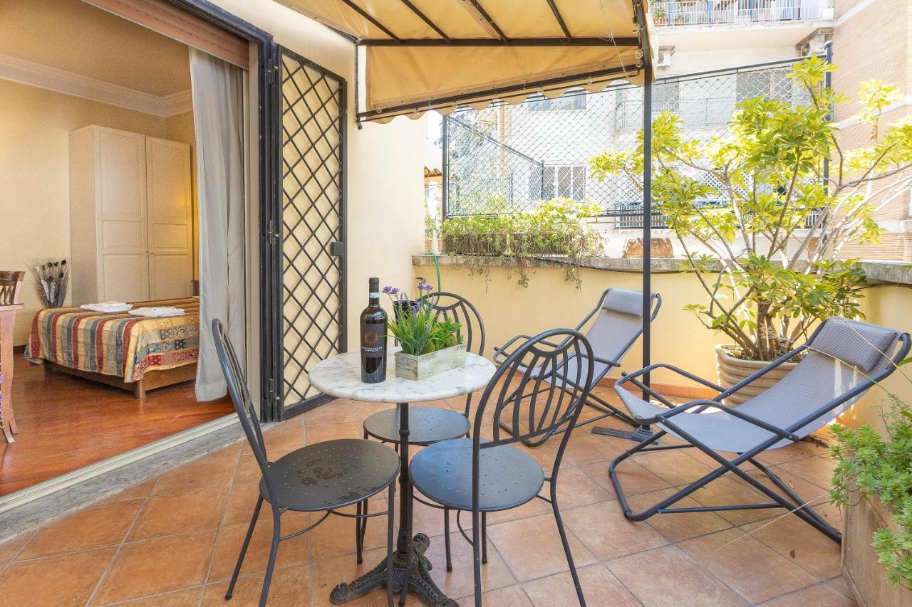 Internouno Deluxe Hotell Rom Exteriör bild