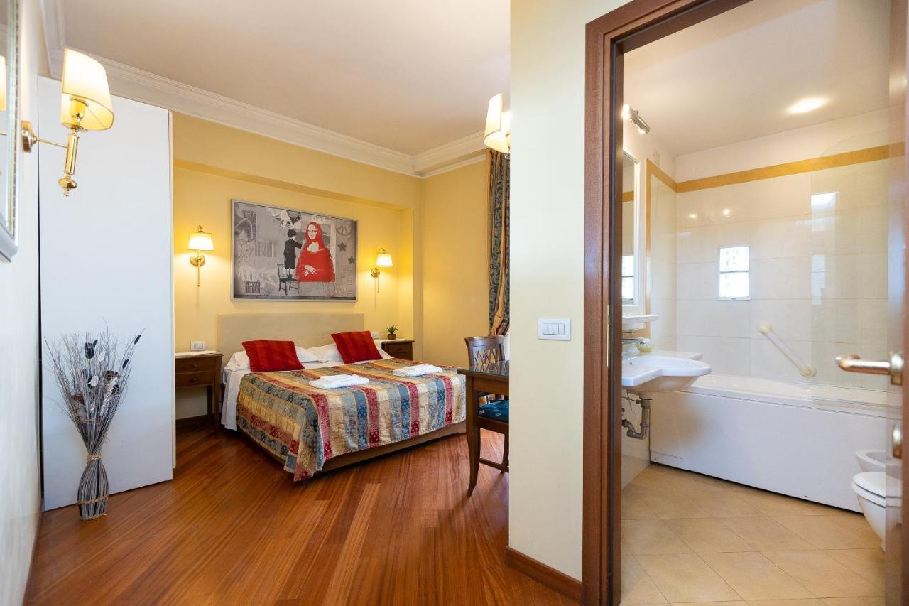 Internouno Deluxe Hotell Rom Exteriör bild