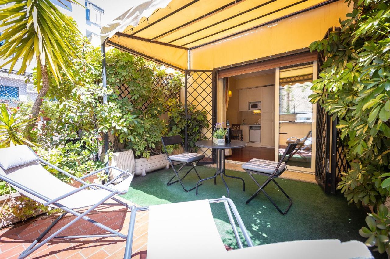 Internouno Deluxe Hotell Rom Exteriör bild